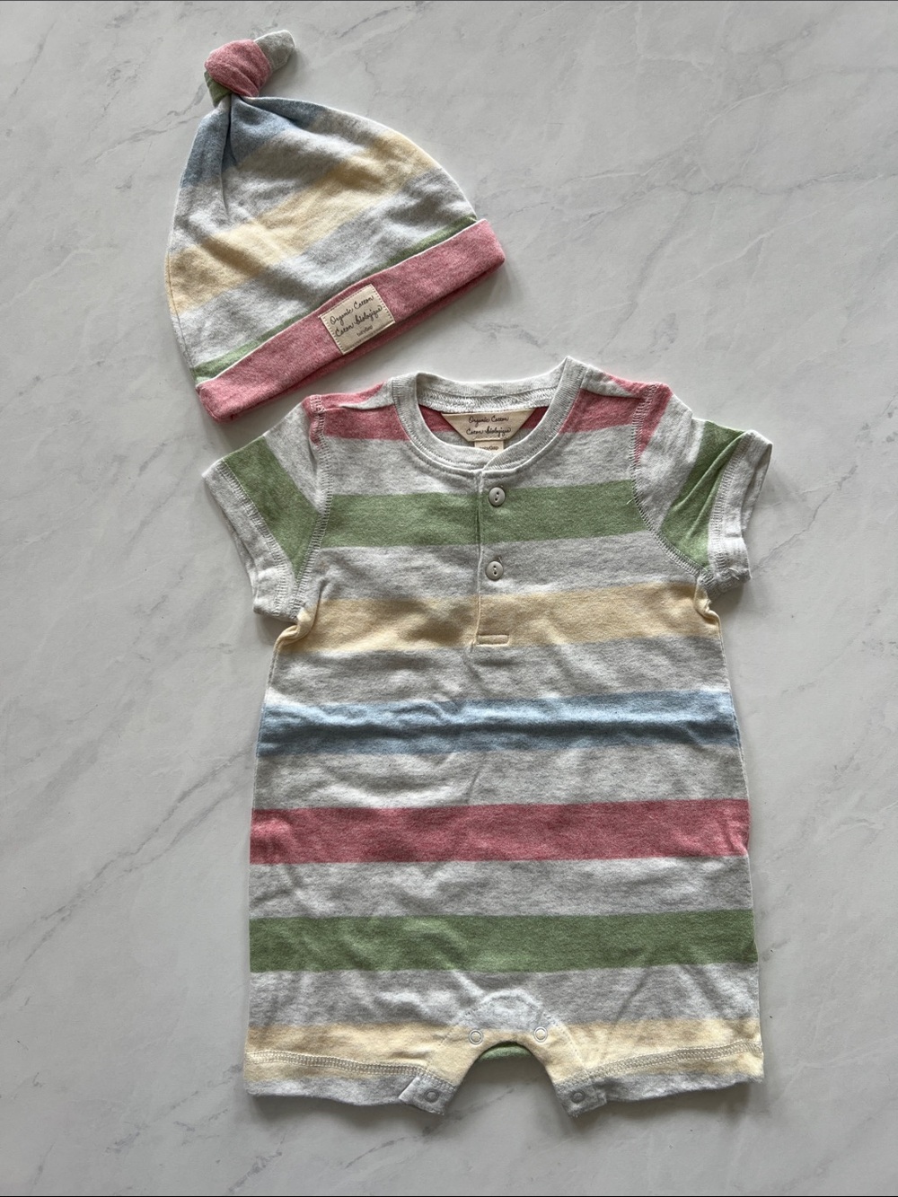 Baby Gap Striped Pastel Short-Sleeve Romper with Hat Pastel Multi 0-3 months